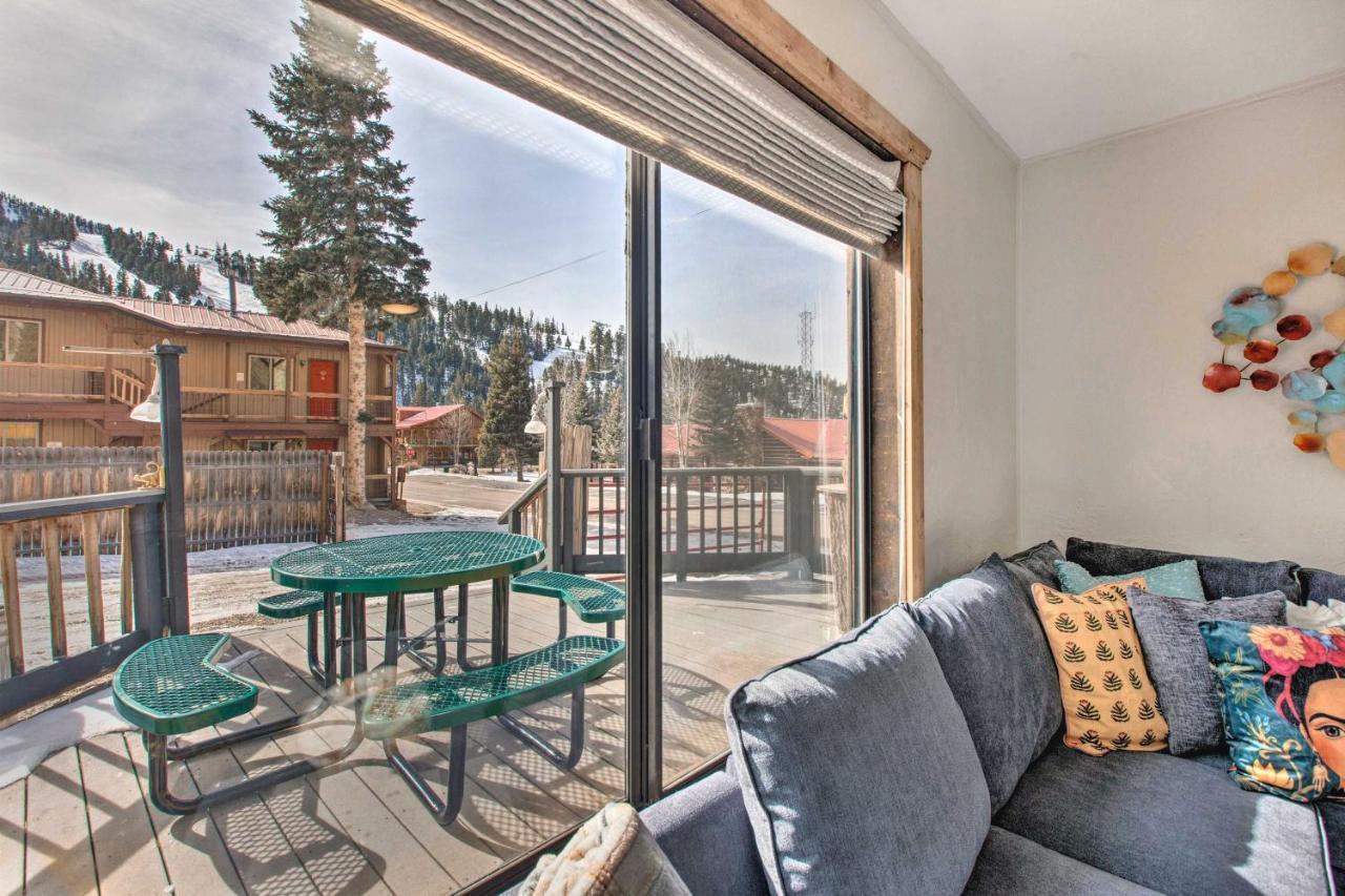 Cozy Red River Condo - Walk To Chair Lift! エクステリア 写真