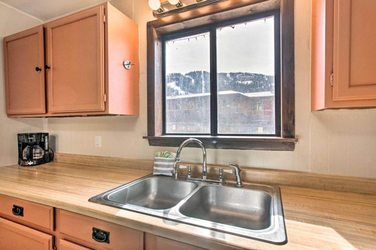 Cozy Red River Condo - Walk To Chair Lift! エクステリア 写真
